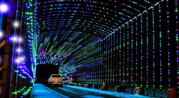 Wisconsin’s Enchanting 1.6-Mile Magic Of Lights Holiday Drive-Thru Is Sure To Delight