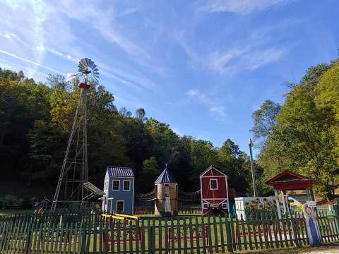 There's A Quirky Windmill Park Hiding Right Here In West Virginia And You'll Want To Plan Your Visit