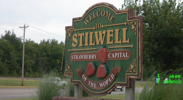 The Strawberry Capital of the World Is Hiding In Small Town Oklahoma And It’s As Weirdly Wonderful As You’d Expect