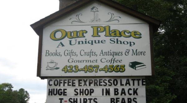 Sip Coffee While You Read At This One-Of-A-Kind Bookstore In Tennessee