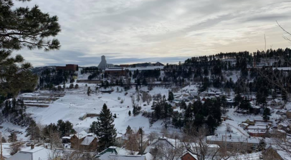 A Winter Getaway To South Dakota’s Snowiest Town Is Nothing Short Of Magical