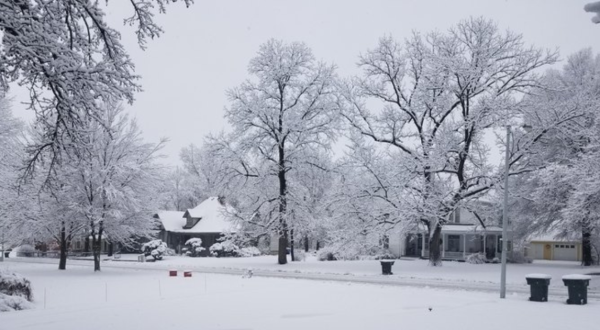 A Winter Getaway To One Of Missouri’s Snowiest Towns Is Nothing Short Of Magical
