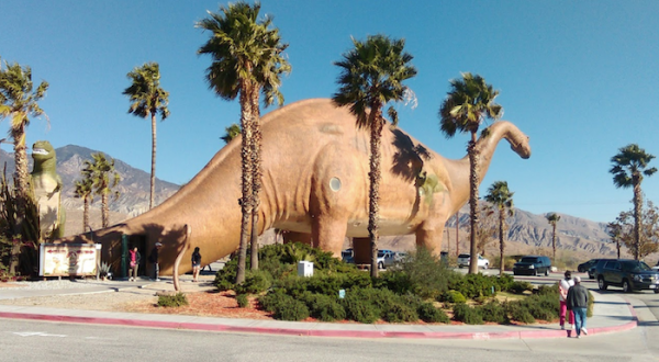 We Bet You Didn’t Know This Small Town In Southern California Was Home To The World’s Biggest Dinosaur Sculptures