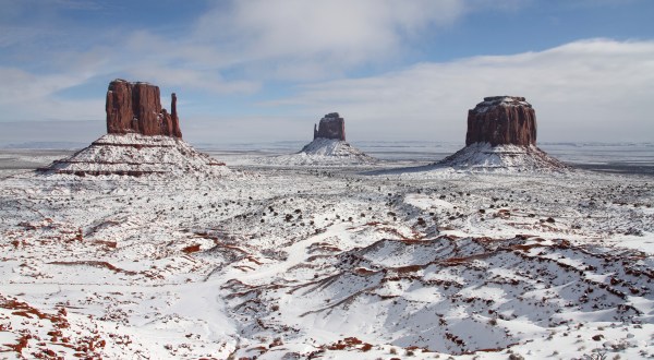 Seeing The Iconic Monument Valley Covered In Snow Proves That Winter In Arizona Is Magical
