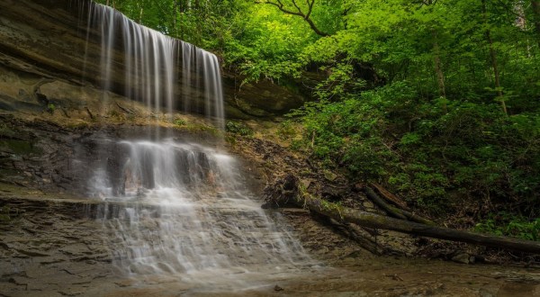 The 1.6-Mile Hike To Kokiwanee Falls In Indiana Is Short And Sweet