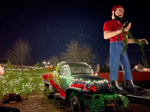 There Is An Entire Christmas Town In Washington And It's Absolutely Delightful
