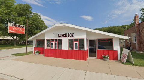 Blink And You'll Miss This Tiny But Mighty Restaurant In Small-Town Nebraska