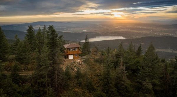 Get Away From It All Each Month Of The Year With These 12 Magnificent Escapes In Idaho