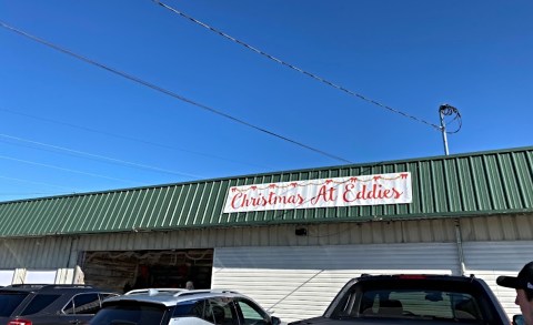 Get In The Spirit At The Most Beautiful Christmas Shop In Alabama: Eddie's Florist