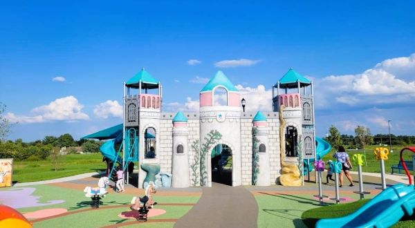 The Alice In Wonderland Themed Playground In Maryland That’s Oh-So Special