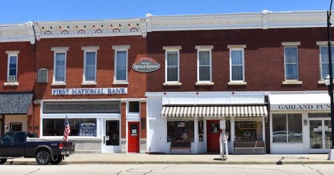 We Bet You Didn't Know This Small Town In Illinois Was Home To The Sole U.S. Presidential Birthplace In The State