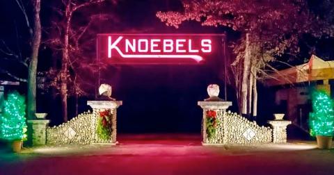 Drive Through 1.5 Miles Of Lights At Knoebels Amusement Resort In Pennsylvania At Their Holiday Display