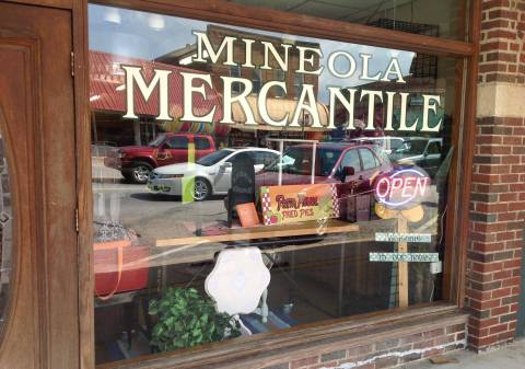 The Legendary Fried Pies From The Mineola Mercantile Put This Tiny Texas Town On The Map