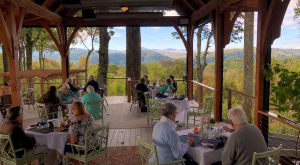 The One-Of-A-Kind Newman’s Restaurant Just Might Have The Most Scenic Views In All Of North Carolina