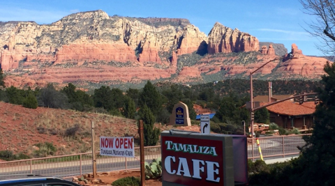 This Tiny Restaurant In Arizona Always Has A Line Out The Door, And There's A Reason Why