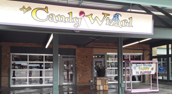Take Home Old-Fashioned Candy When You Visit This Candy Shop In Missouri