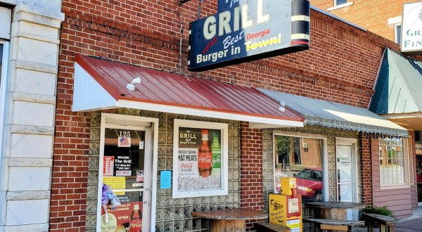 The Burgers From This Middle-Of-Nowhere Restaurant In Georgia Are Worth The Trip