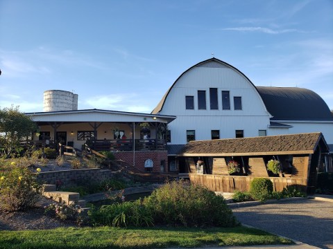 This Rustic Barn Restaurant In Ohio Serves Up Heaping Helpings Of Country Cooking