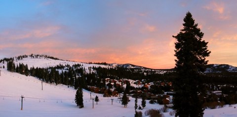 The Small Town In Northern California That Comes Alive During The Winter Season