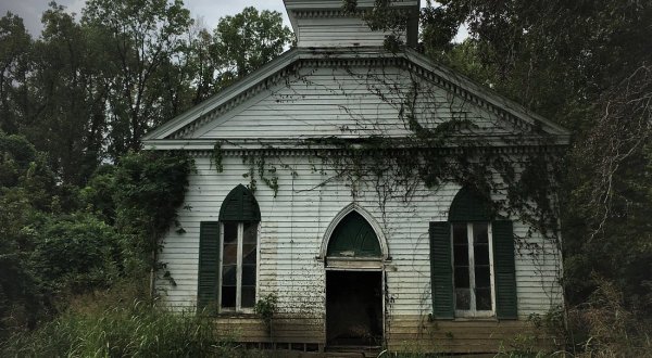 Most People Don’t Know About This Abandoned Town In Mississippi