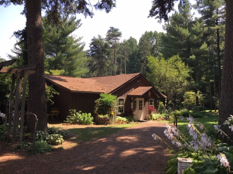 The Beautiful Cafe Tucked Away In An Indiana Wildlife Refuge Most People Don’t Know About