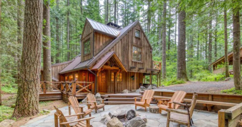 Get Away From It All Each Month Of The Year With These 12 Magnificent Escapes In Oregon