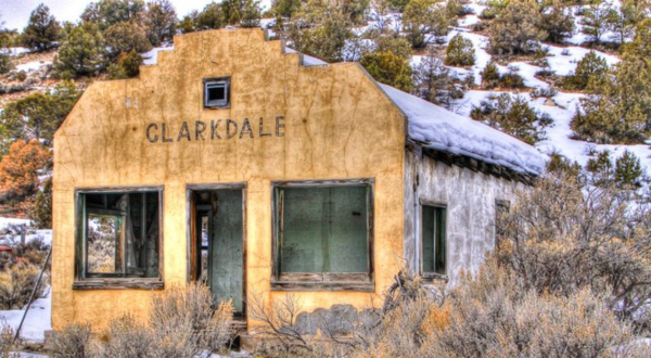 15 Abandoned Places In New Mexico That Nature Is Reclaiming