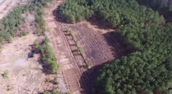 One Of The World’s Best Racetracks Sits Abandoned Deep In The Woods Of Mississippi
