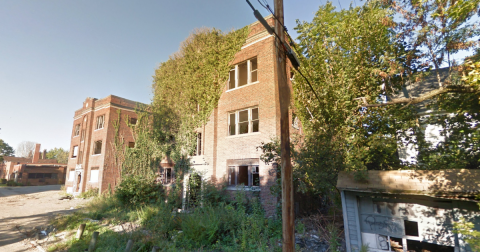 This Entire Neighborhood Near Cleveland Was Mysteriously Abandoned And Nobody Knows Why