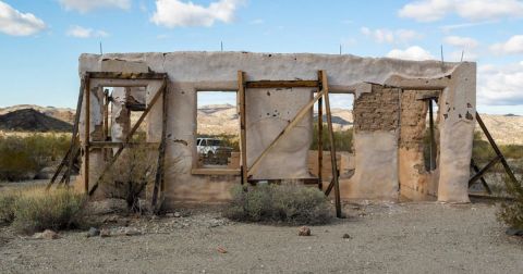 Step Inside The Creepy, Abandoned Town Of Swansea In Arizona