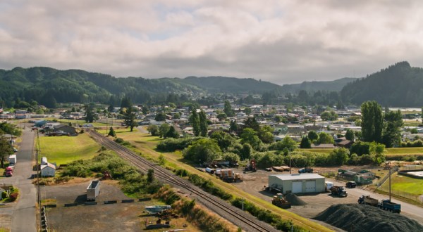 The Unassuming Town Of Reedsport, Oregon Is One Of America’s Best Hidden Gems For A Weekend Getaway