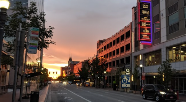 This Walkable Stretch Of Shops And Restaurants In Idaho Is The Perfect Day Trip Destination