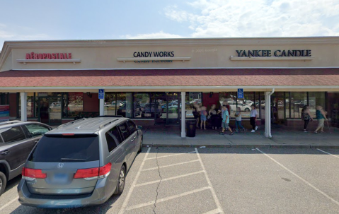 This Sugary-Sweet Candy Store In Connecticut Will Make You Feel Like A Kid Again