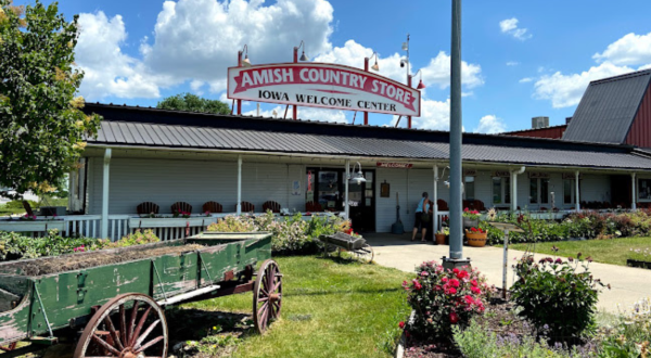 The Amish Flea Market Every Iowan Needs To Explore At Least Once