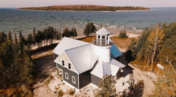 Spend An Entire Week At These 9 Enticing Rentals In Michigan And Score An Awesome Discount