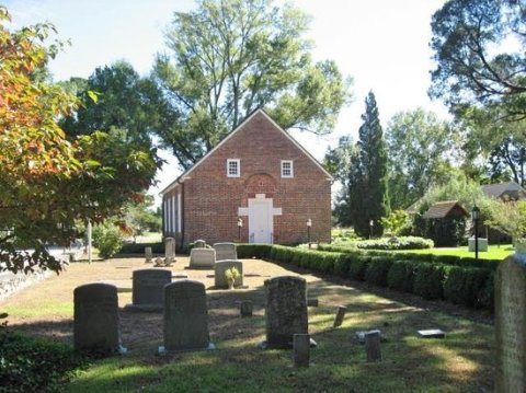 The Oldest Church In North Carolina Dates Back To The 1700s And You Need To See It