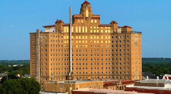 A Once Abandoned Hotel In Texas, Baker Hotel Is One Of The Most Haunted Places In The State