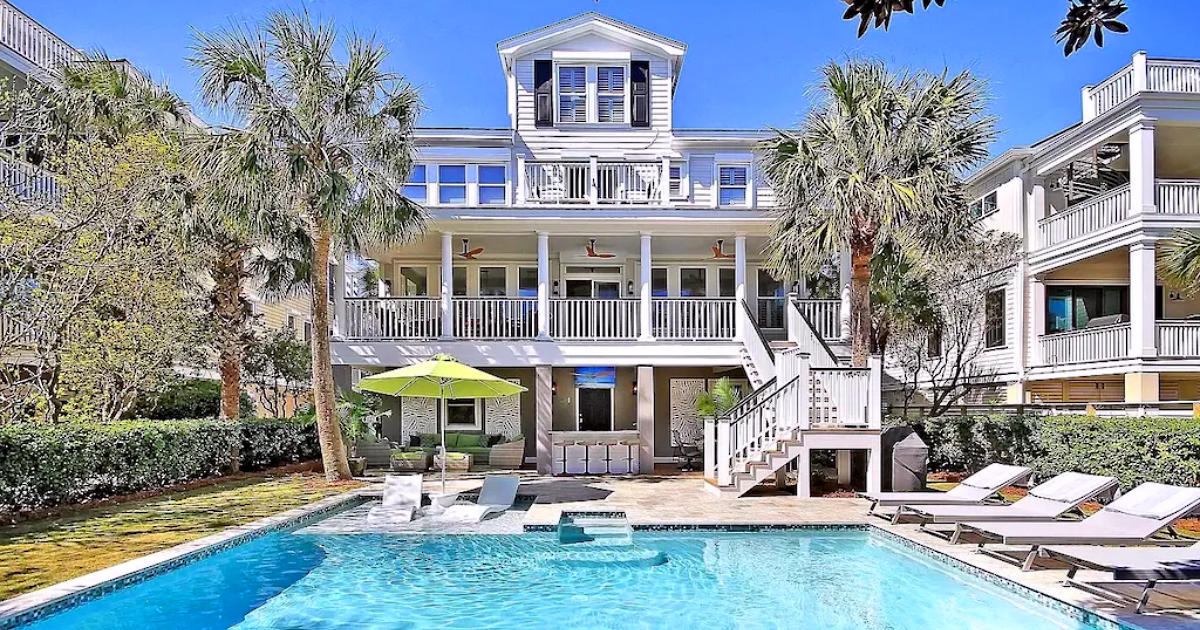 Here Are The 12 Absolute Best Places To Stay In South Carolina