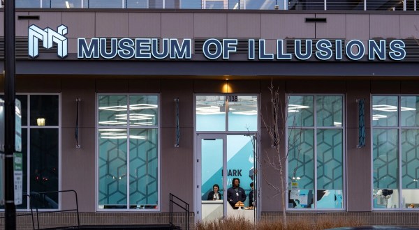 North Carolina Has A Brand-New Museum Of Illusions With Perspective-Changing Rooms And Spellbinding Images