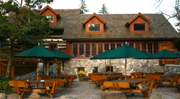One Of The Most Rustic Restaurants In Wisconsin Is Also One Of The Most Delicious
