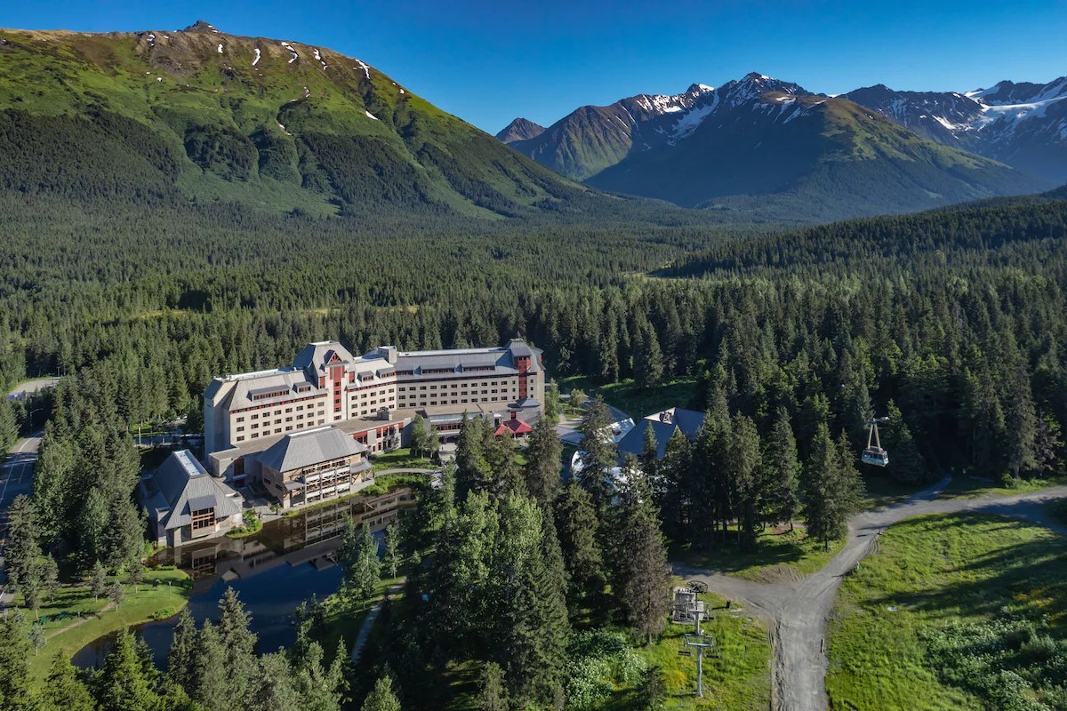 Best Hotels & Resorts In Alaska: 12 Amazing Places To Stay