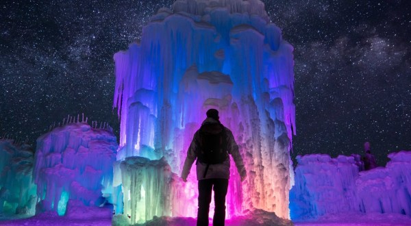 The Little-Known Corner In Wisconsin That Transforms Into An Ice Palace In The Winter