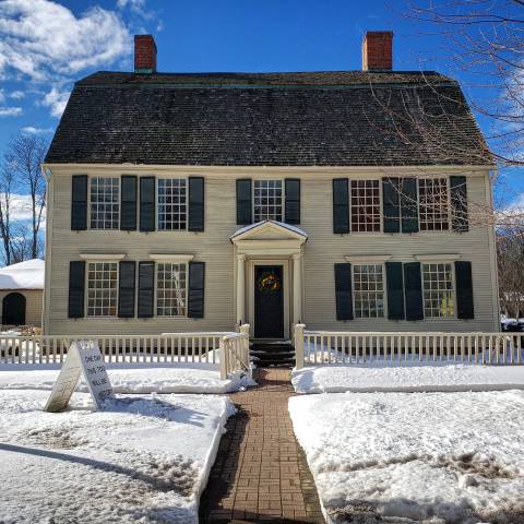 Visit The Historic Spot In Connecticut Where George Washington Spent The Night