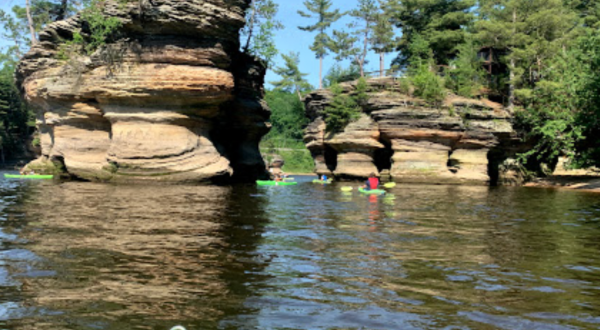 Paddling Through The Hidden Dells Is A Magical Wisconsin Adventure That Will Light Up Your Soul