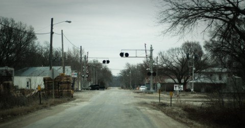 Driving Down This Haunted Nebraska Road Will Give You Nightmares