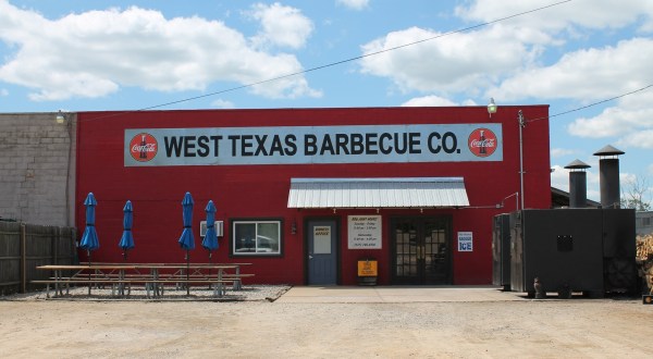 Some Of The Most Mouthwatering BBQ In Michigan Is Served At This Unassuming Local Gem