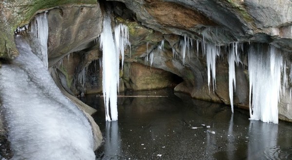 Take This Unforgettable Road Trip To Experience Some Of Vermont’s Most Impressive Caves And Waterfalls