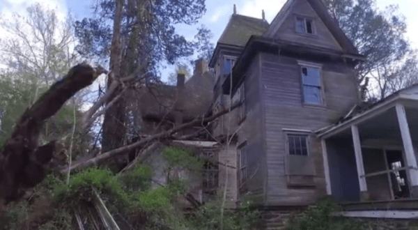 What Was Discovered At This Abandoned Mansion In Maryland Is Truly Incredible