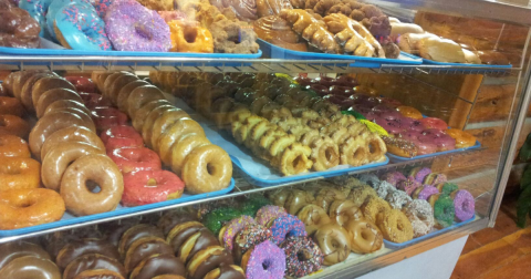 People Are Going Wild Over The Handmade Donuts At This Small Montana Bakery
