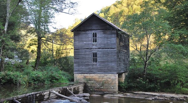 One Of The Last Turbine Driven Grist Mills Is Right Here In West Virginia And It’s So Worth A Visit